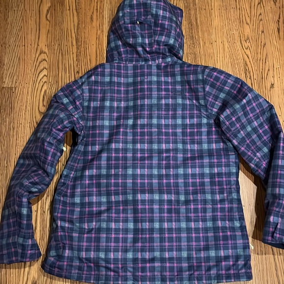 The North Face Jacket - Picture 9 of 9